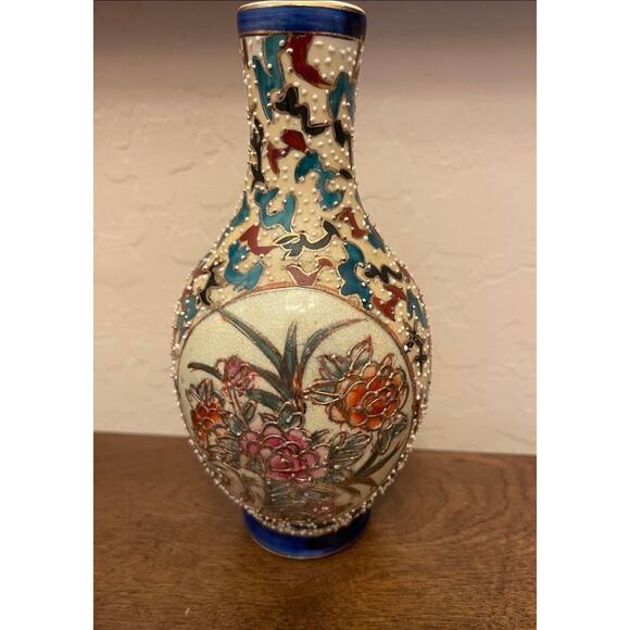 antique Vintage Satsuma Vase floral 6-1/2”
